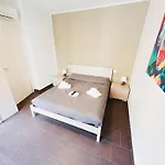 Hh Hermoso Housing Aparthotel