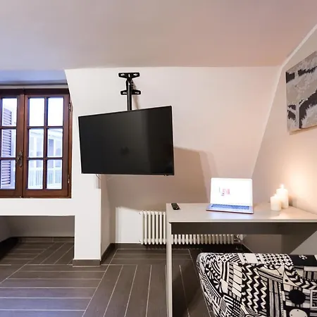 Hh Hermoso Housing Alessandria