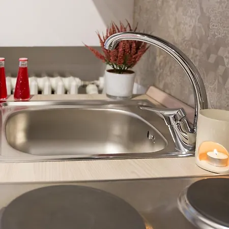 Hh Hermoso Housing 아파트호텔 3*