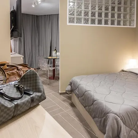 Apartmanhotel Hh Hermoso Housing Alessandria