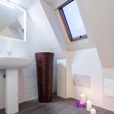 Hh Hermoso Housing Lejlighedshotel Alessandria