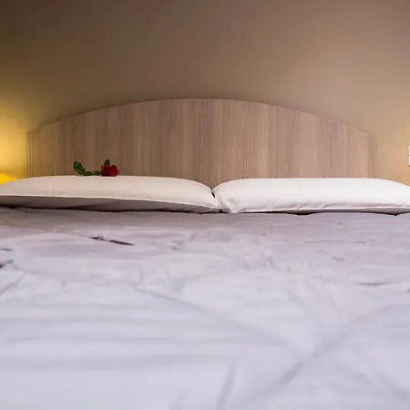 Hh Hermoso Housing Apartmanhotel 3*
