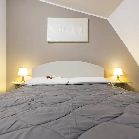 Hh Hermoso Housing 아파트호텔 3*