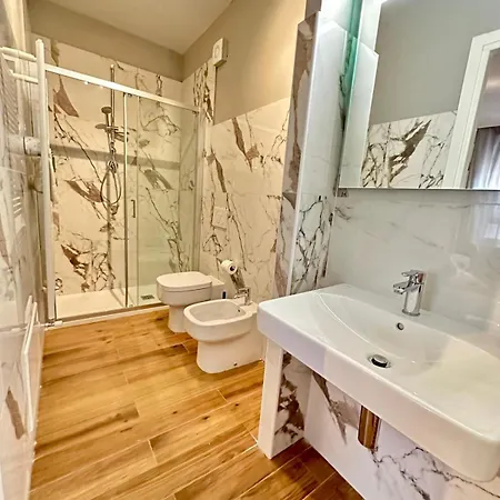 Hh Hermoso Housing 3*