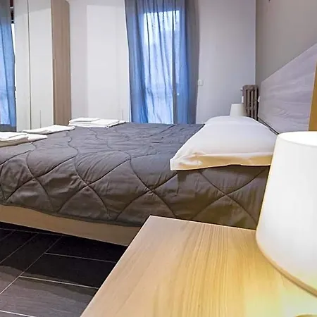 Hh Hermoso Housing 아파트호텔 3*